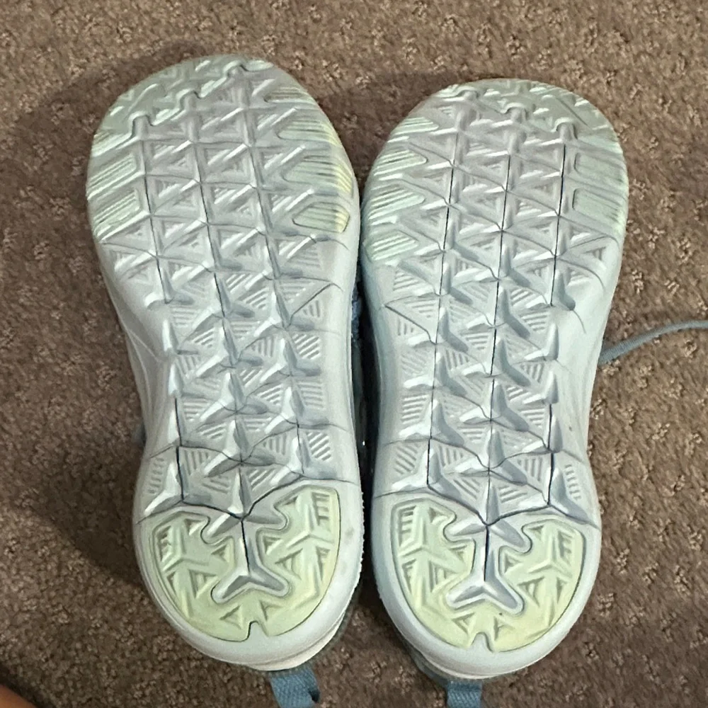 Nike Teal Athletic Shoes New - Picture 3 of 4